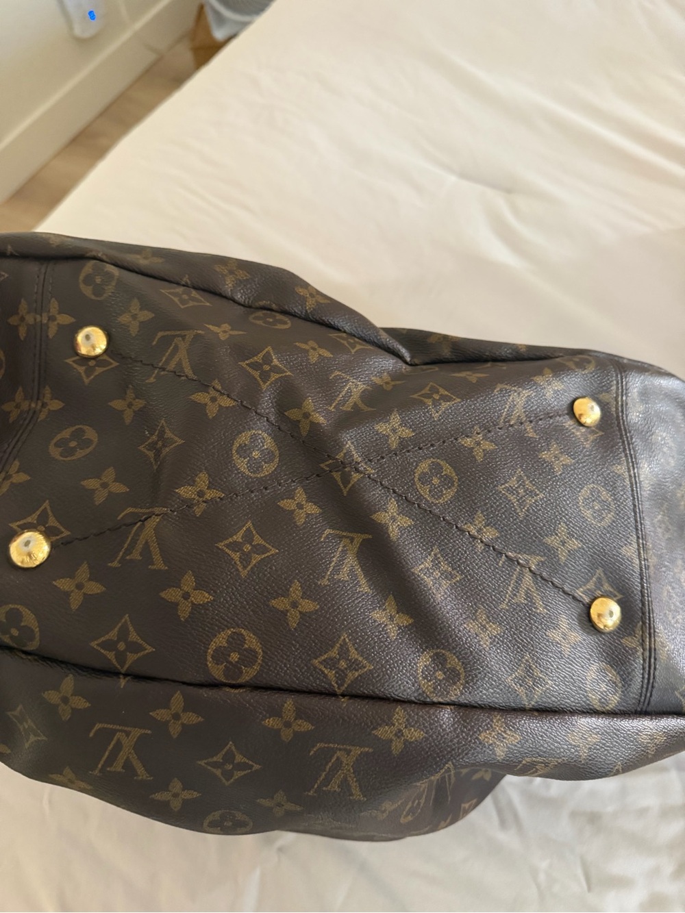 Louis Vuitton Monogram Canvas Shoulder Hobo in Brown with Tan Handle - Picture 7 of 15